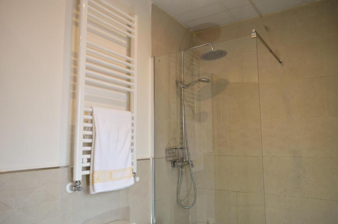 Photo of Bathroom in Bronchales