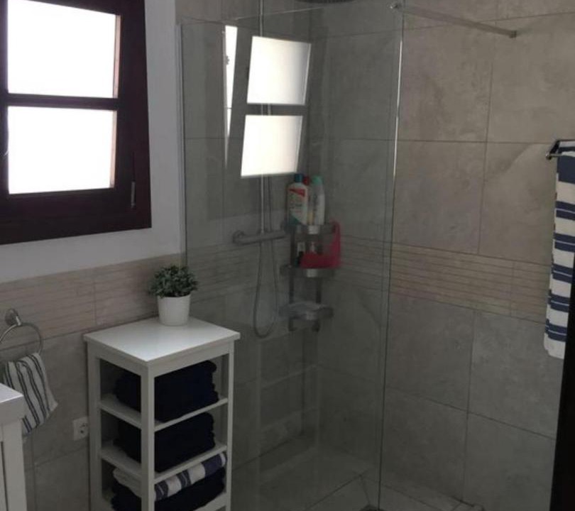 Photo of Bathroom in Hacienda del Alamo
