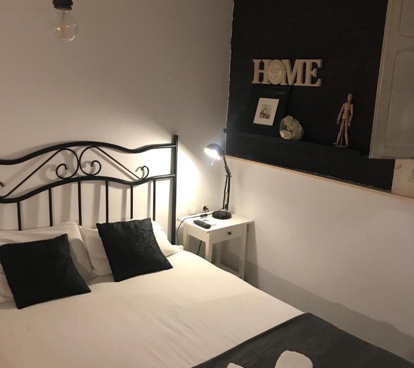 Photo of Bedroom in Benicalap