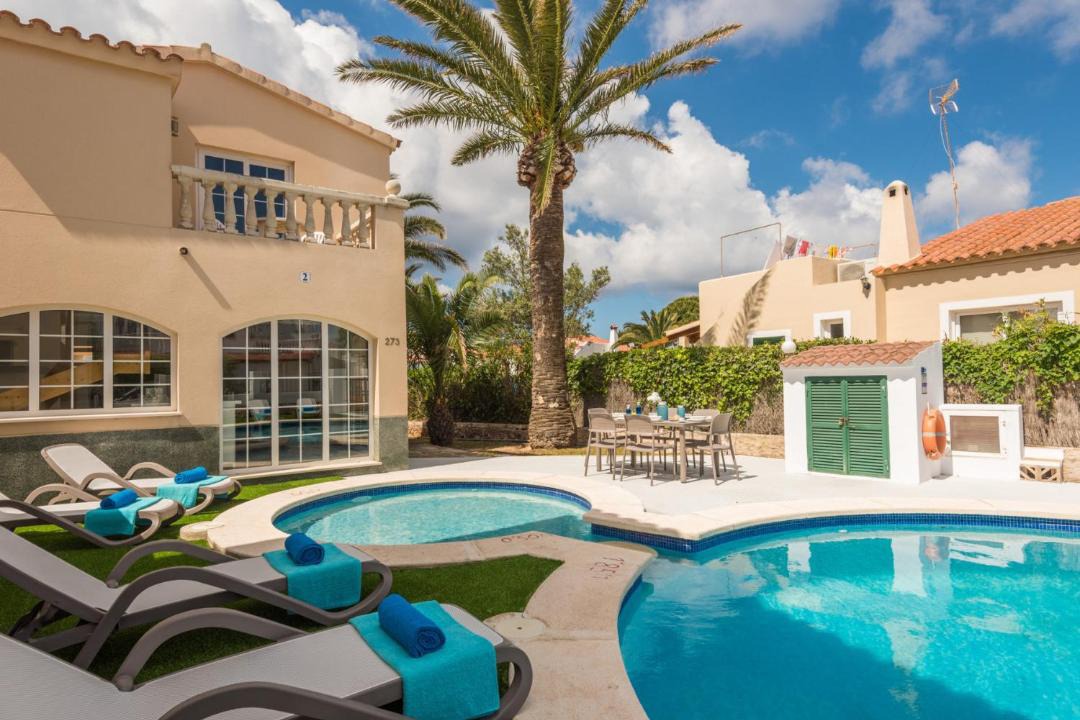 Photo of Patio Balcony in Cala en Blanes