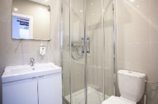 Photo of Bathroom in Malasana
