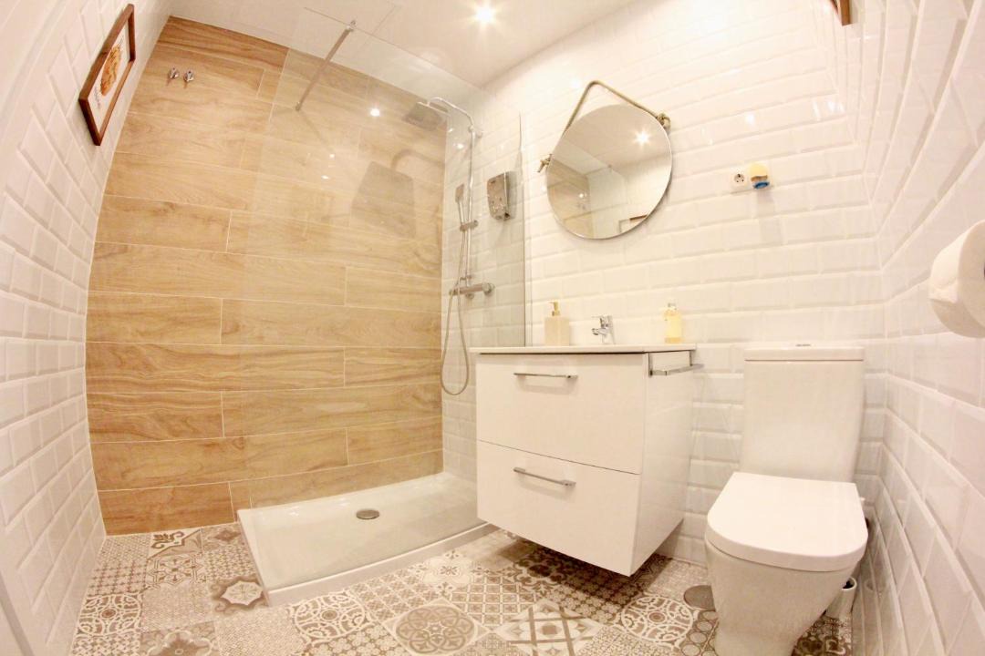 Photo of Bathroom in Torremolinos City Centre