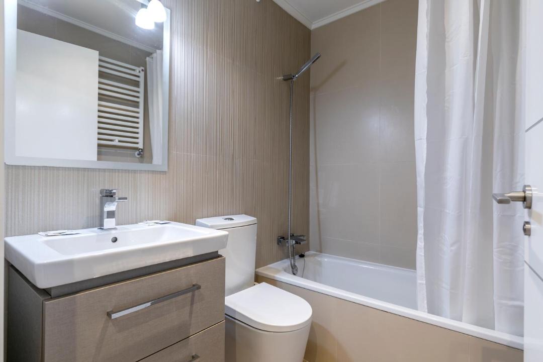 Photo of Bathroom in Gros