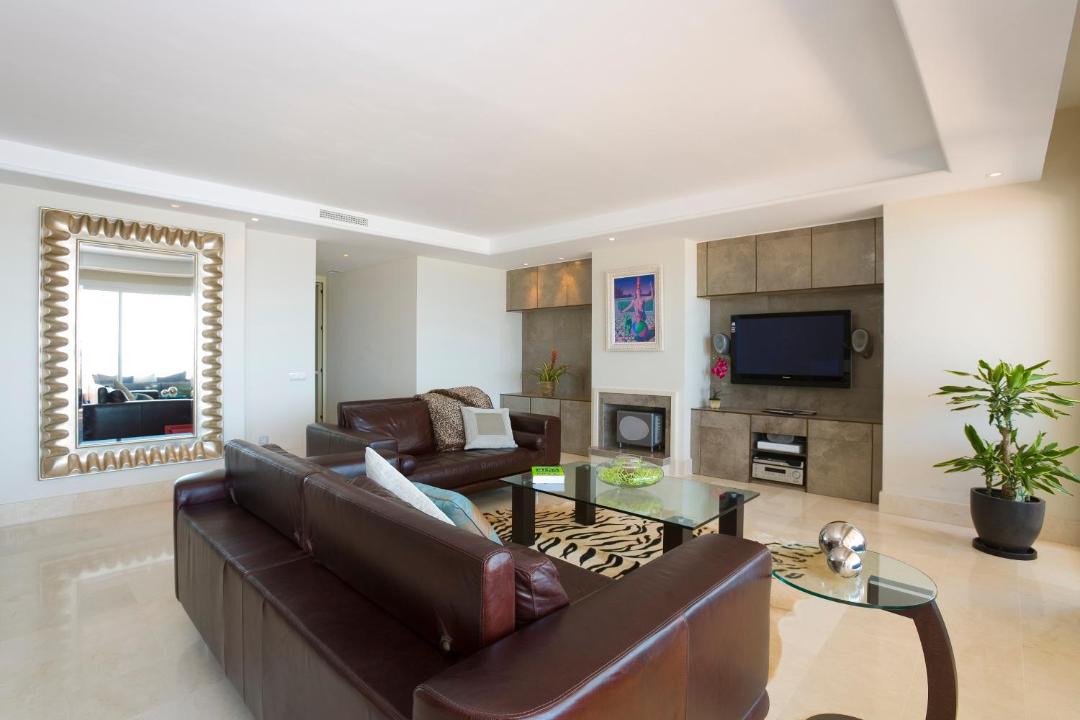 Photo of Livingroom in New Golden Mile