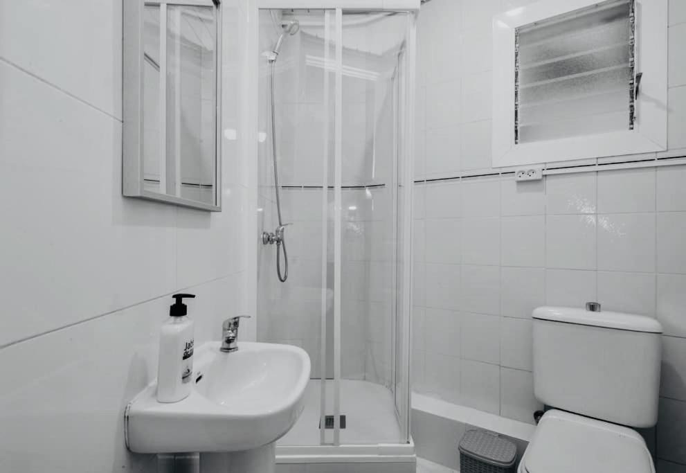 Photo of Bathroom in La Nova Esquerra de l'Eixample