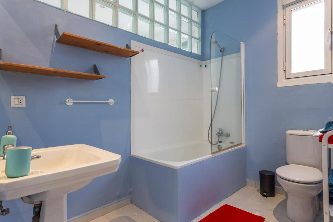 Photo of Bathroom in Pacifico