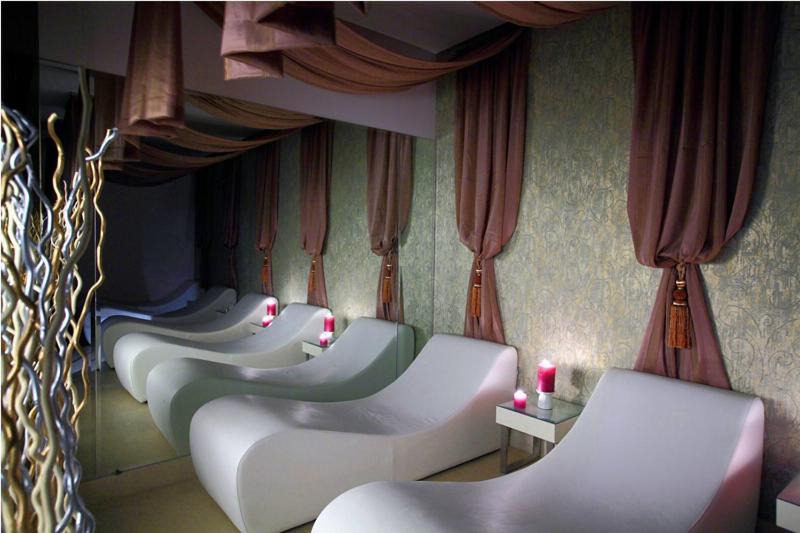 Photo of Bathroom in Dhahran