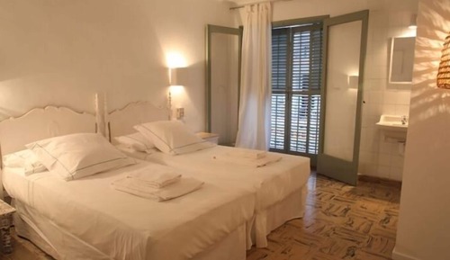 Standard Double Room, Shared Bathroom (balcony)