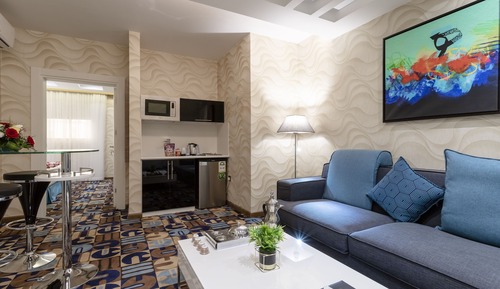 Suite, 1 Bedroom, Connecting Rooms