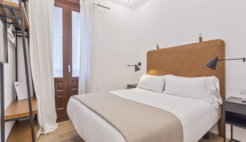 Double Room (Cozy)