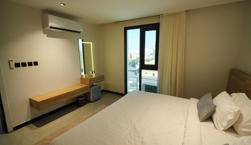 Junior Studio Suite