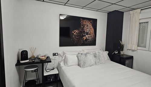 Standard Double Room, 1 Queen Bed, Mobility Accessible (Polop de la Marina)