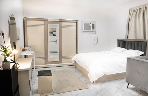 Medina Apartment | Modern Family Apt near Al-Masjid